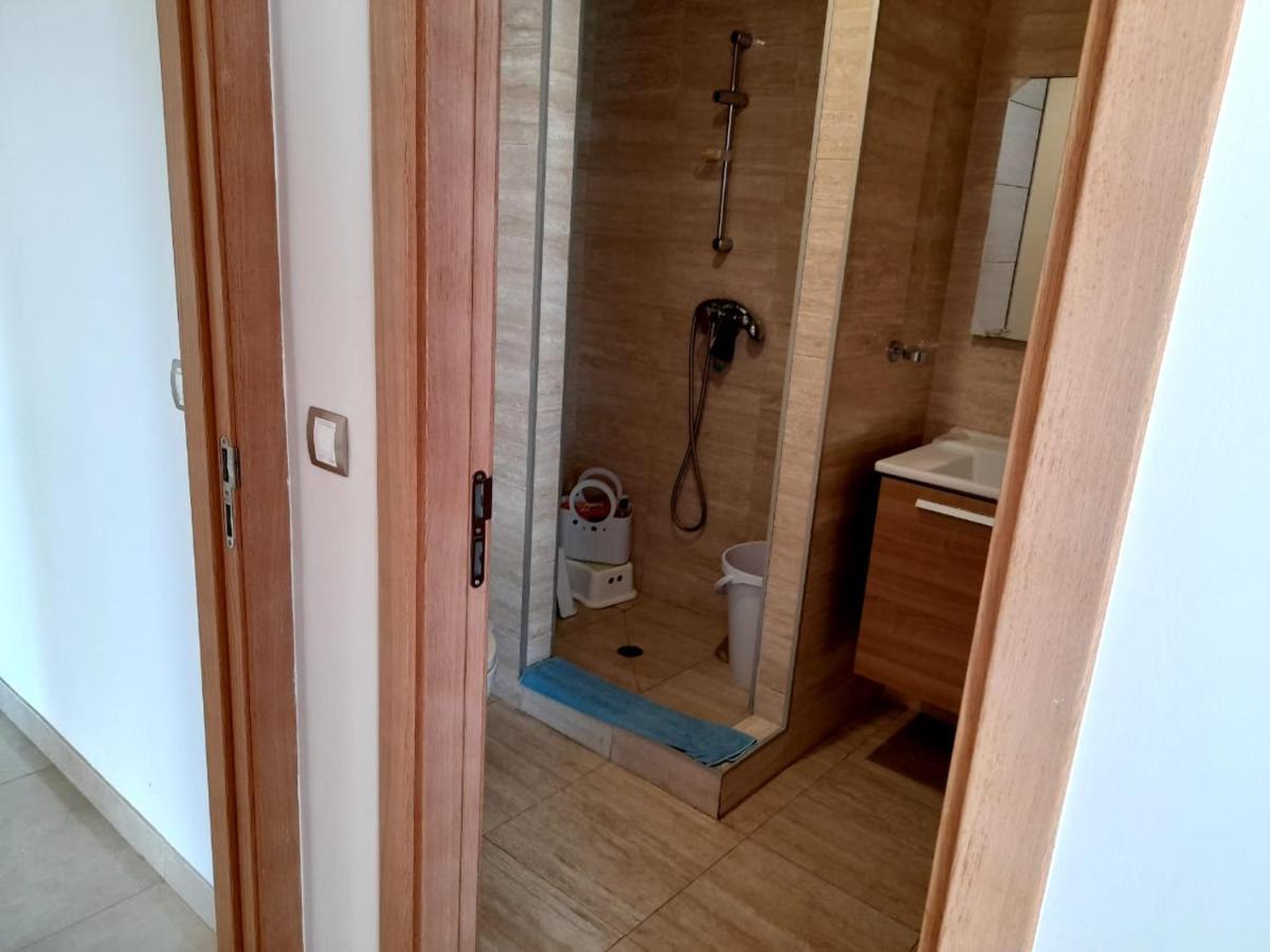 Vus Sur Mer Et Piscine Salé Kültér fotó