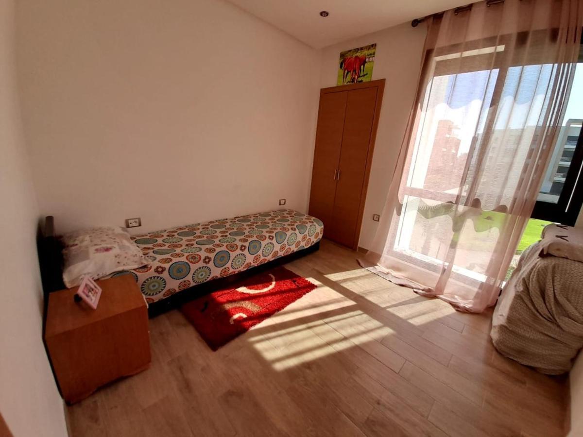 Vus Sur Mer Et Piscine Salé Kültér fotó