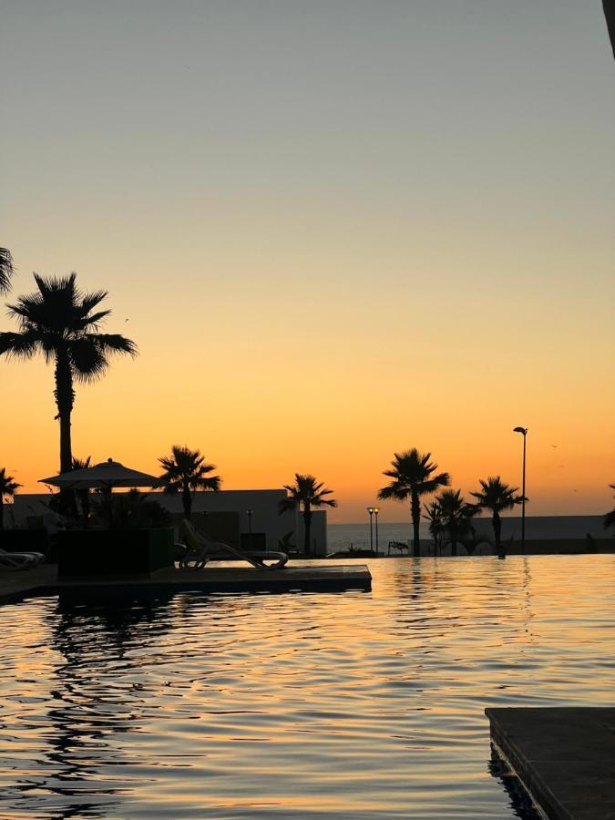 Vus Sur Mer Et Piscine Salé Kültér fotó